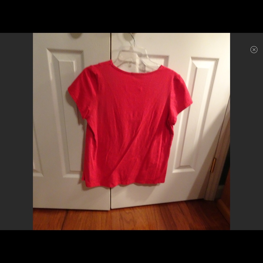 Red Tee !!! Perfect for the Fourth.....🙃 - Picture 2 of 4